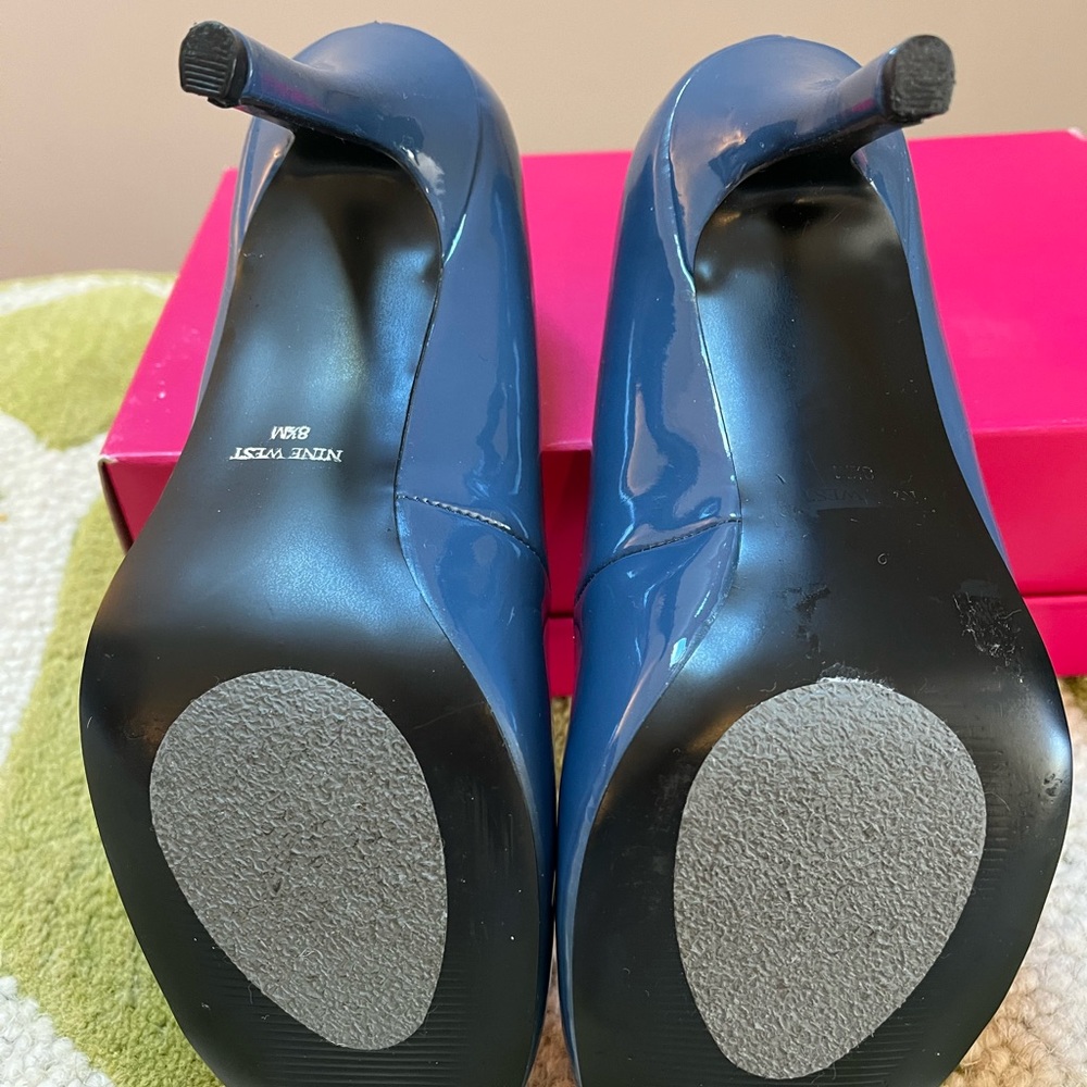 Nine West Blue Faux Patent Heels - Picture 4 of 7